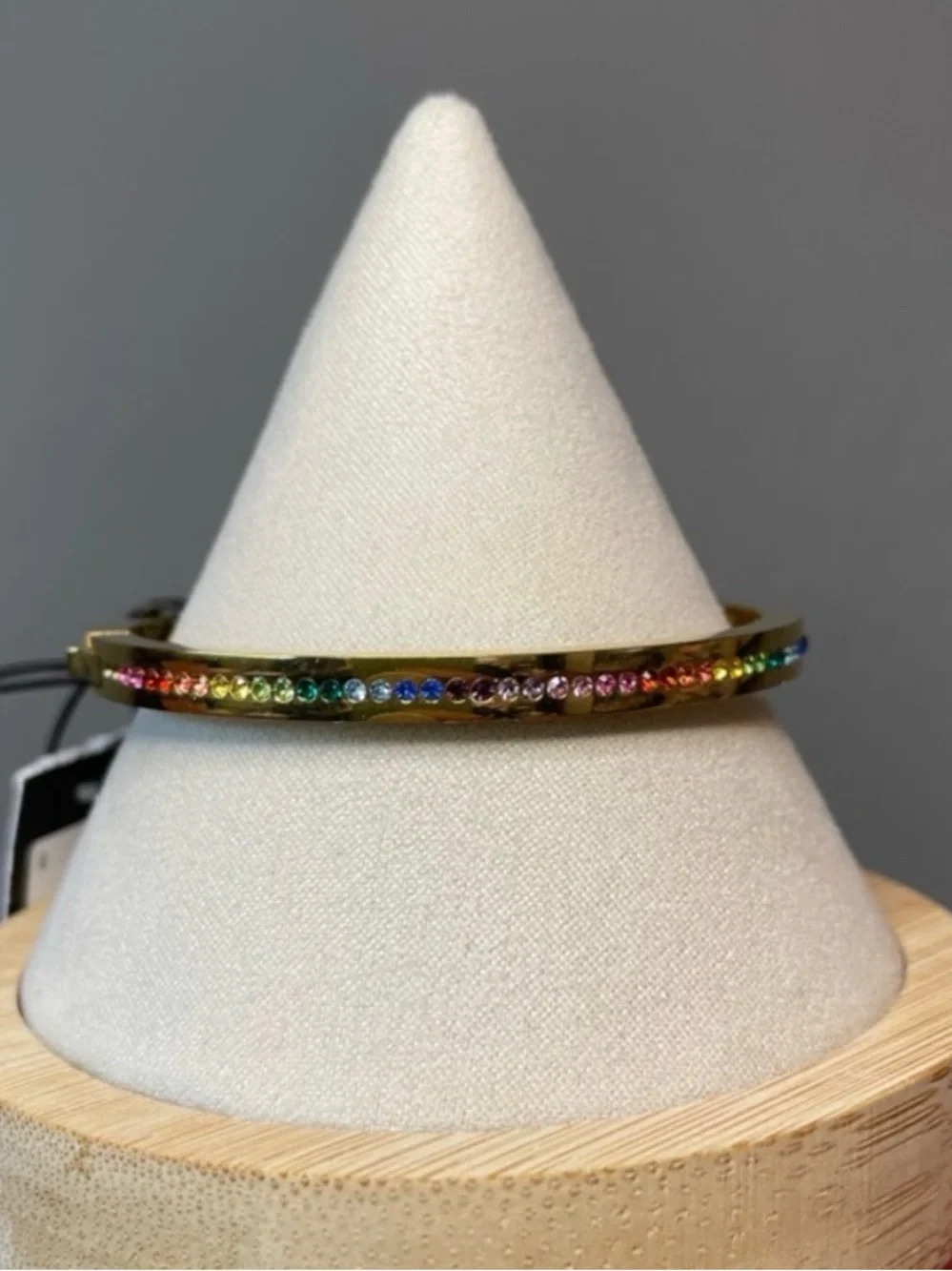 Kate Spade Ring It Up Gold Tone Pave Hinged Bangle Multicolored Bracelet - NWT - Picture 4 of 11